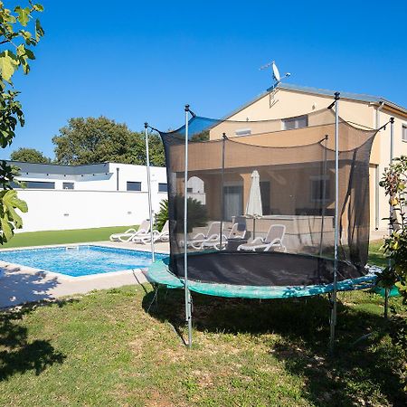 Villa Suhalj Medulin Bagian luar foto