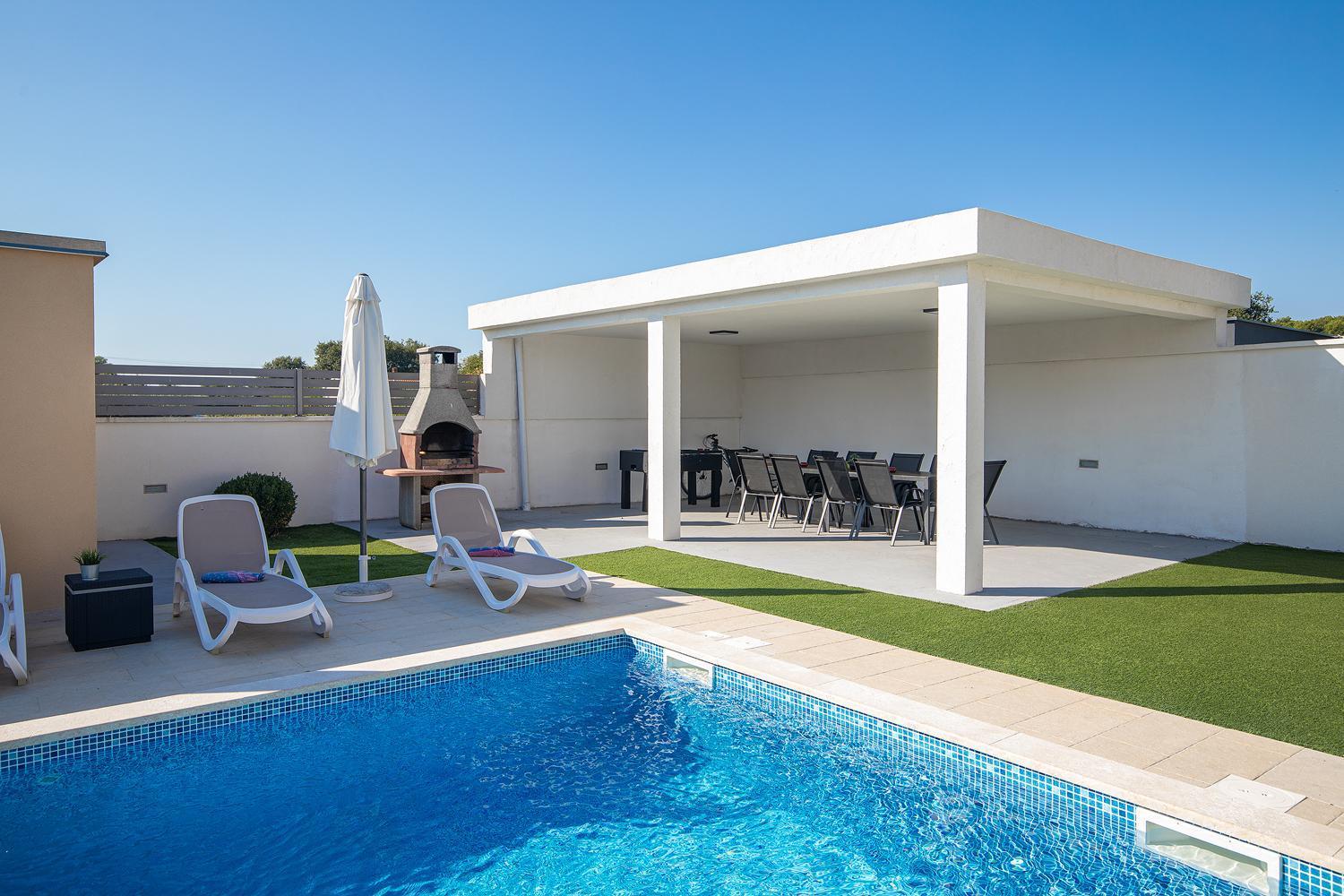 Villa Suhalj Medulin Bagian luar foto